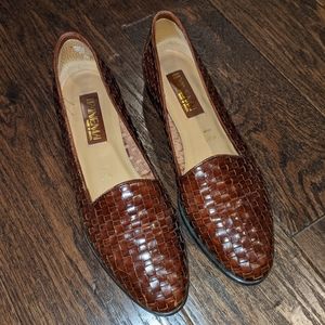 Vintage Panama Women's Woven Leather Loafer